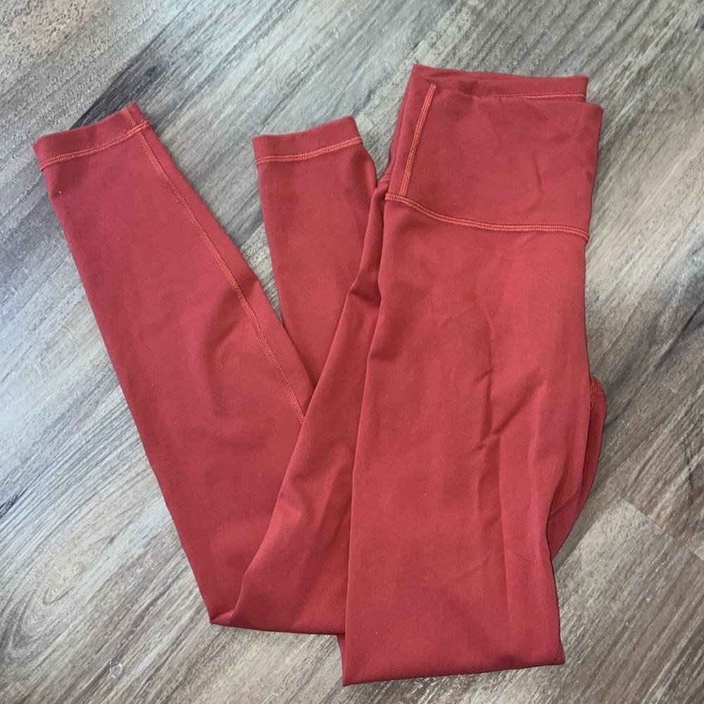 Lululemon 28 inch wunder train leggings